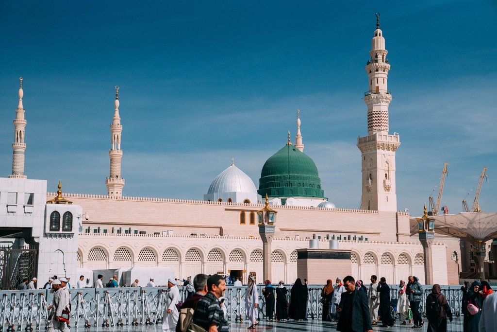 Preparing for Umrah with Quran: A Spiritual Guide Preparing for Umrah with Quran: A Spiritual Guide